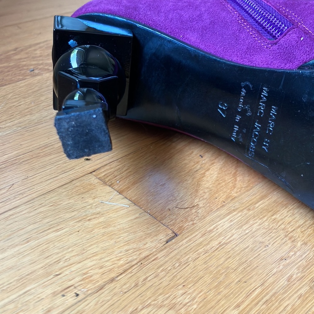 Marc By Marc Jacobs purple suede ankle boots. Sculptural heel. Size 37 - Picture 8 of 10